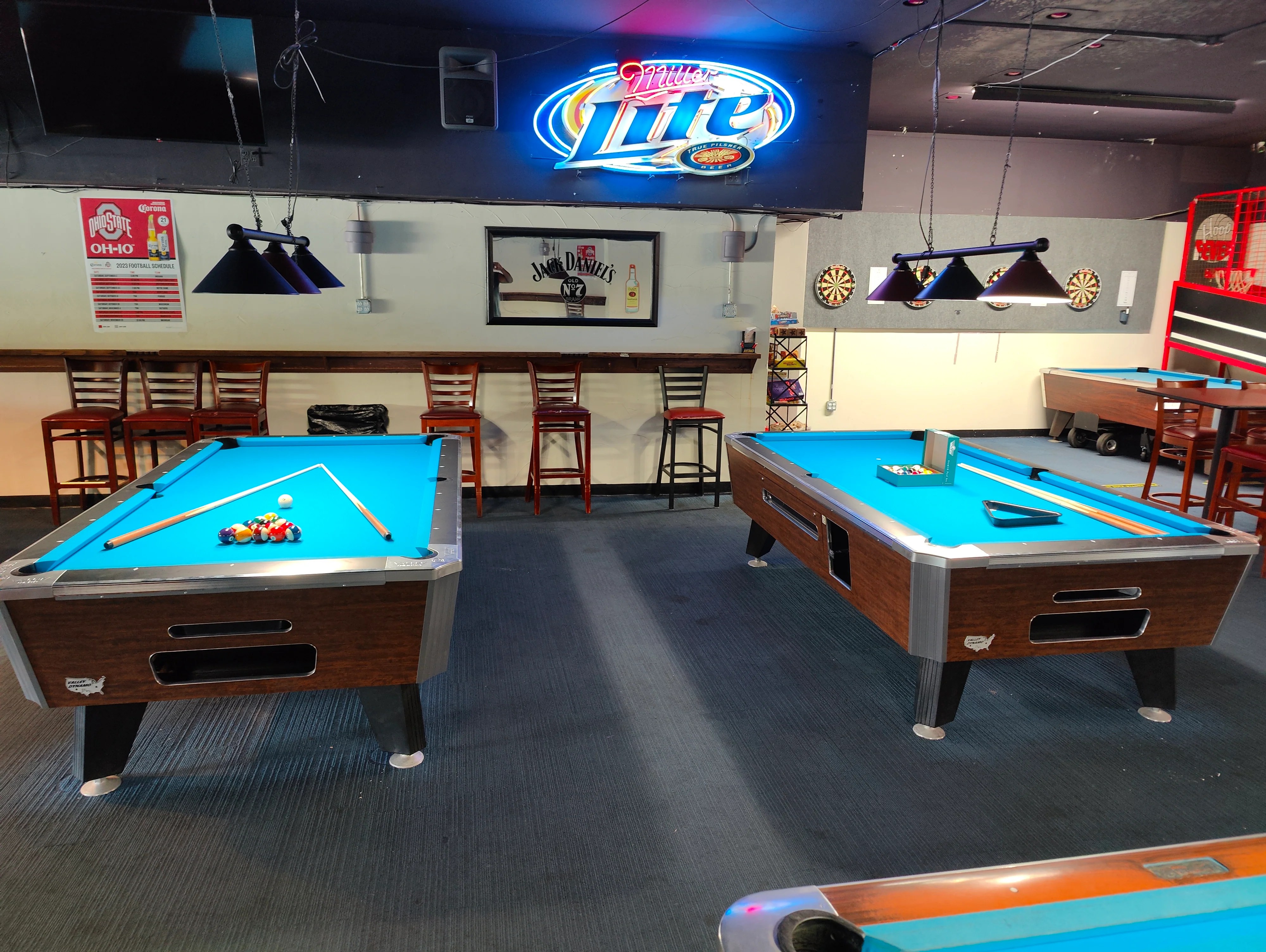 Valley Panther ZD 11 Black Cat Coin Operated Pool Table Game World