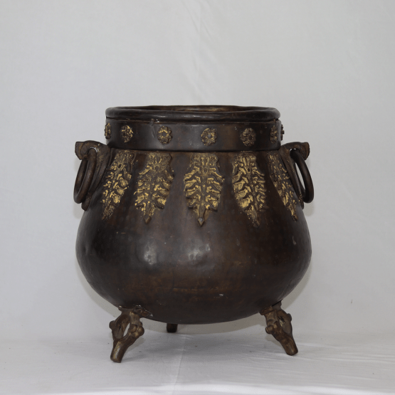 VINTAGE BRASS FLOWER POT Buy exclusive brass statues, collectibles