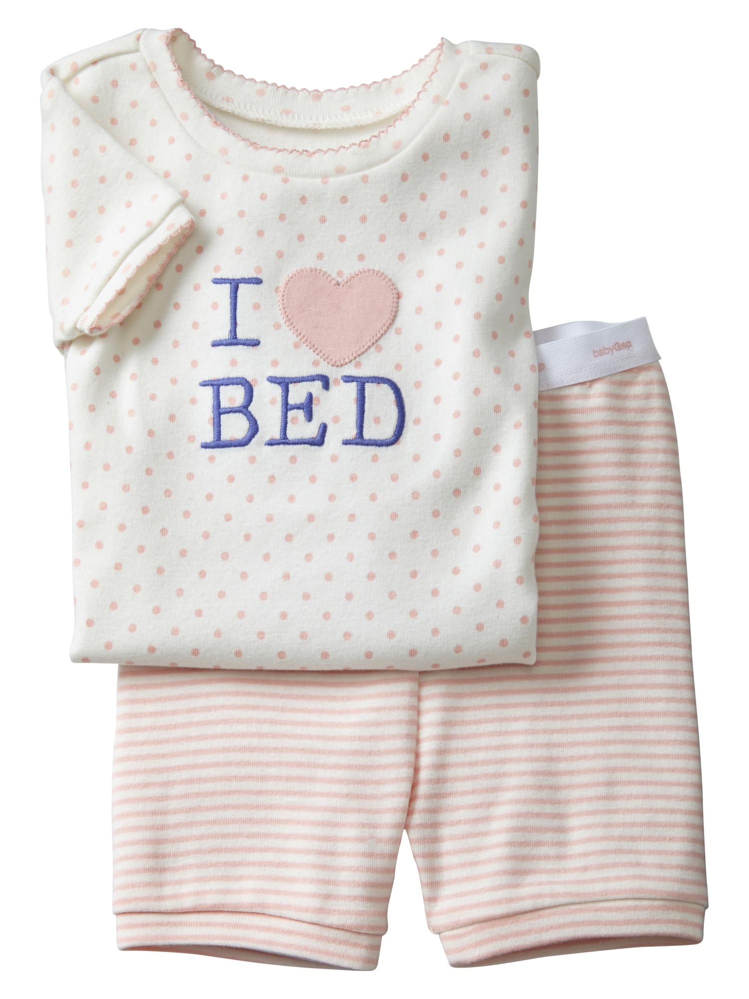 Bedtime short sleep set Gap