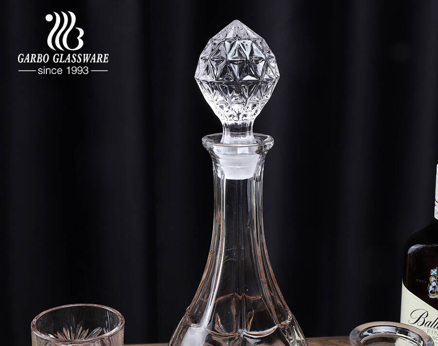 Clear high quality whiskey decanters with lid unique shape long glass