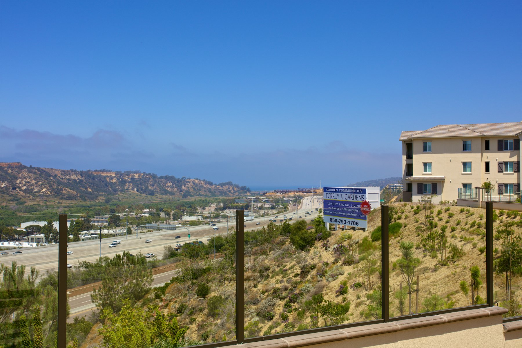 Torrey Gardens Brand New Luxury Apts for Rent in Torrey Hills, CA
