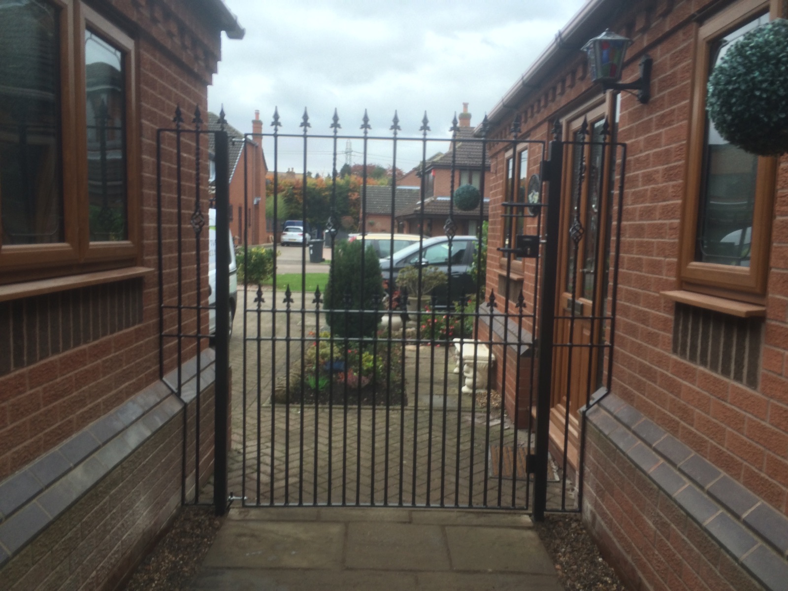 Why do Metal Gates Vary so Much in Price?