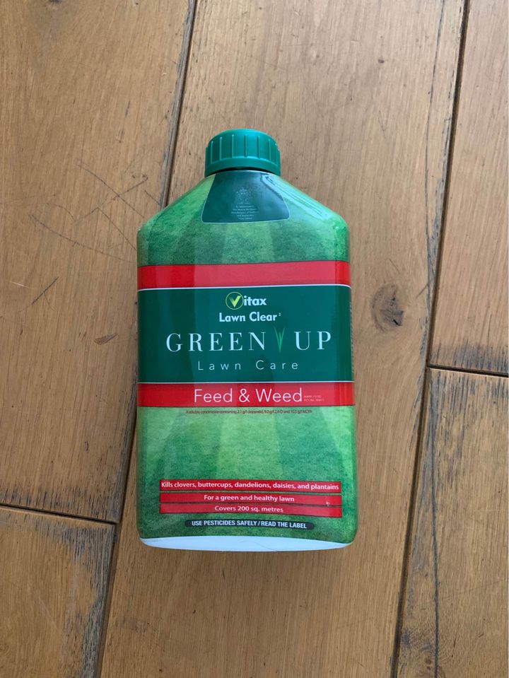 Best lawn weed and feed[UK] kill lawn moss without harming your pets