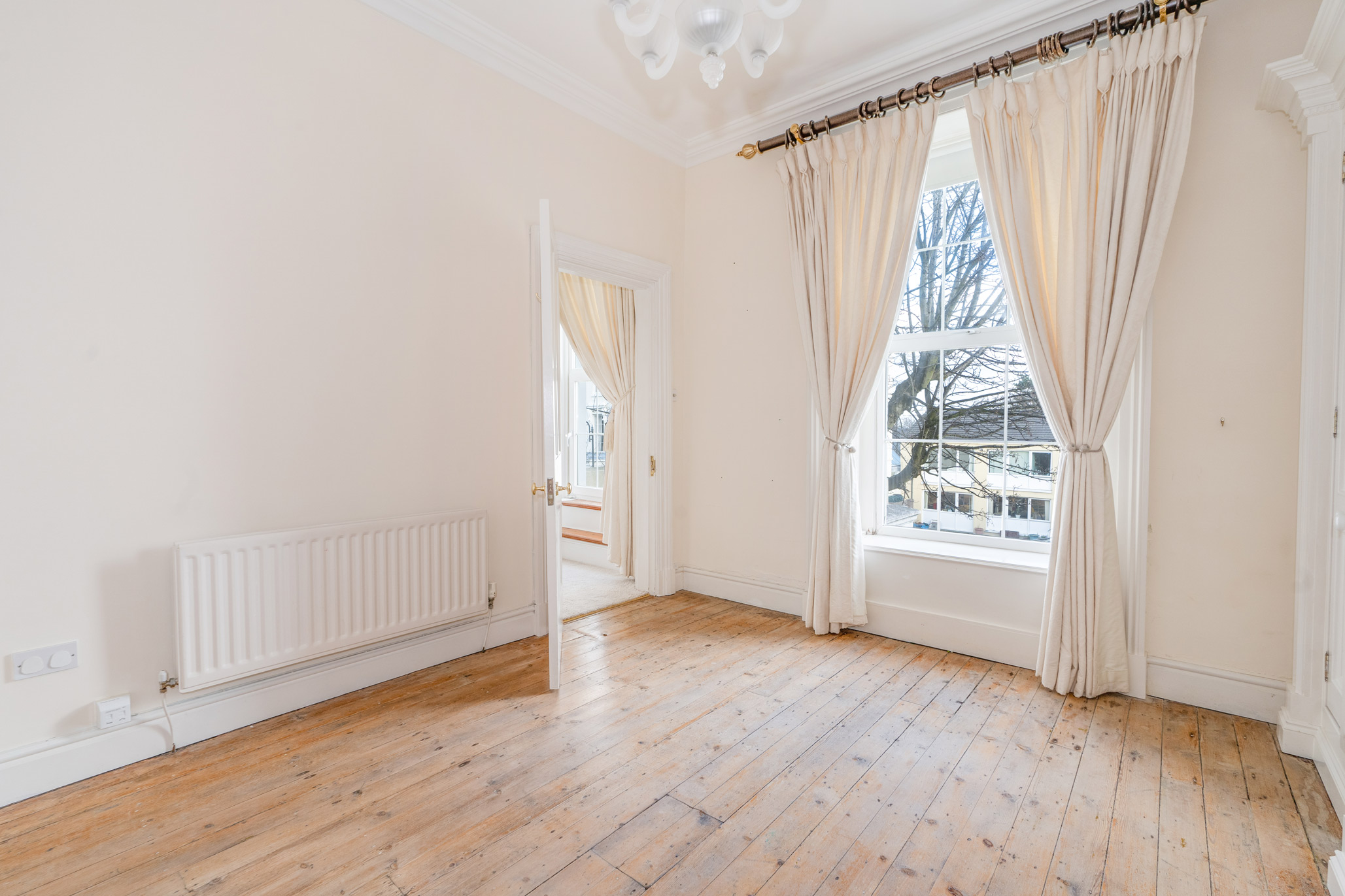 31 Derby Square, Douglas Buy Me Isle of Man Property For Sale