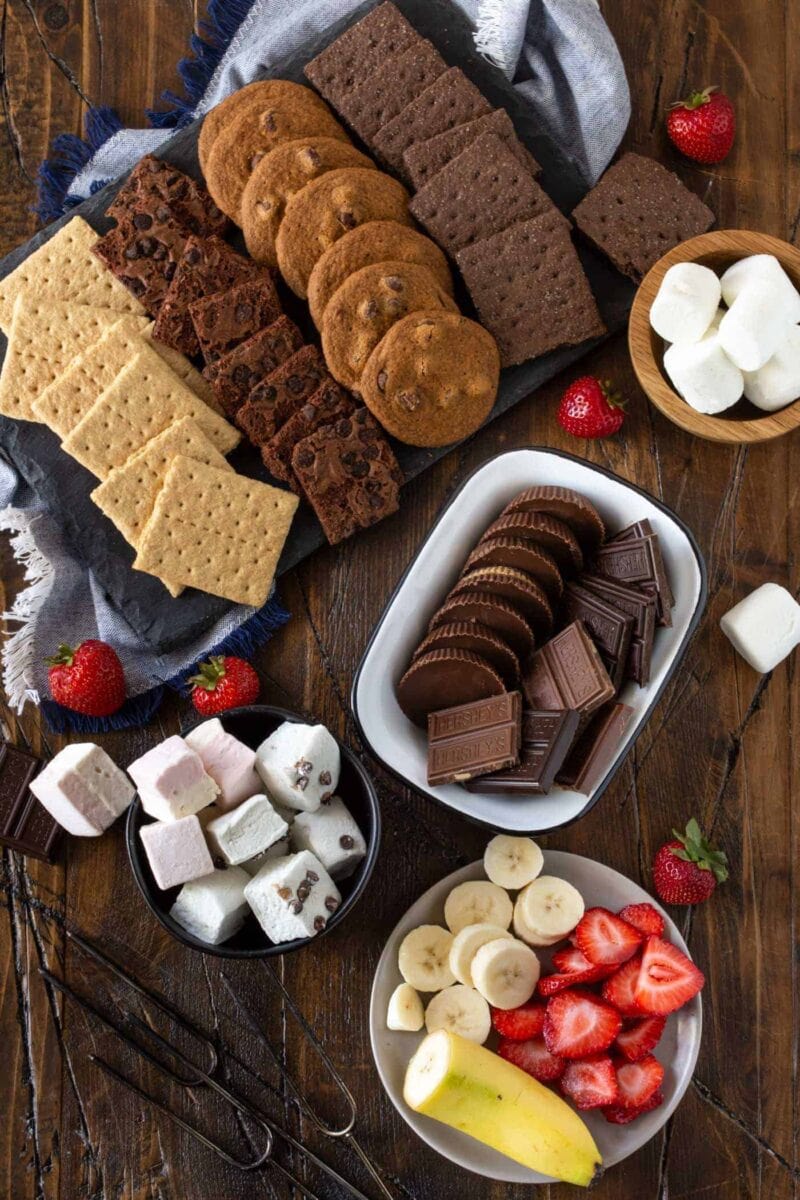 DIY Dessert S'mores Station Garnish with Lemon