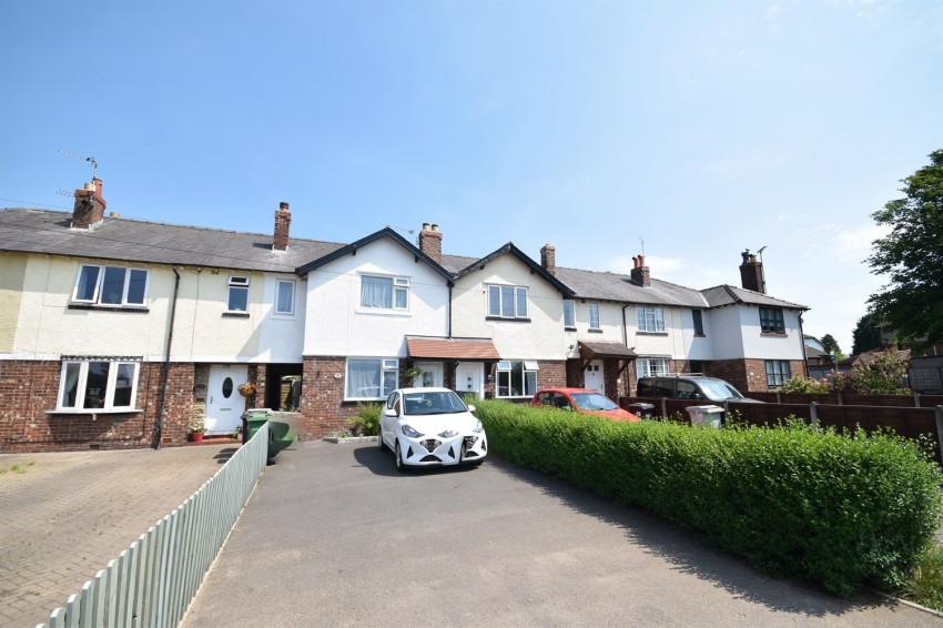 London Road, Lyme Green, Macclesfield, 3 bedroom, Terraced