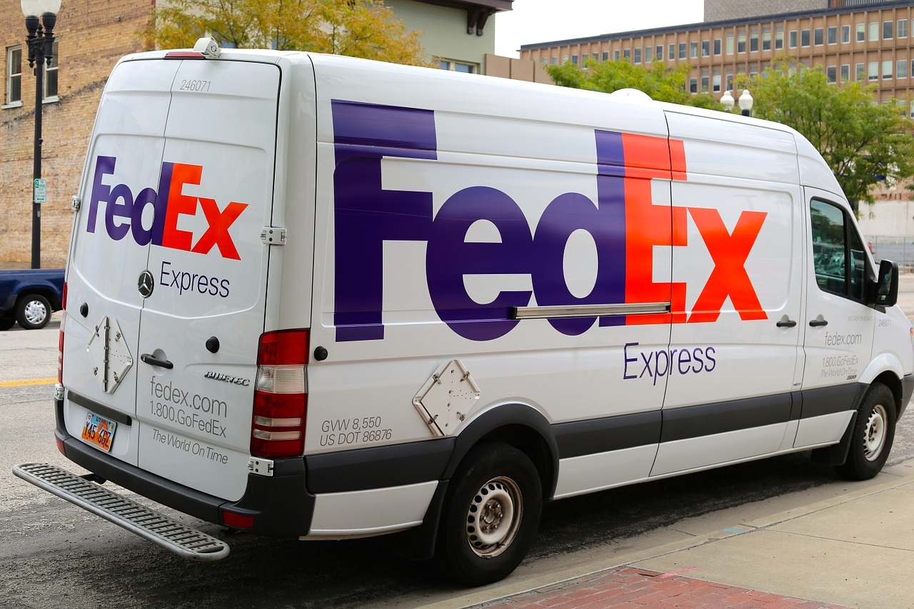 Plug Power ships ProGen fuel cell engines for FedEx courier fleet in