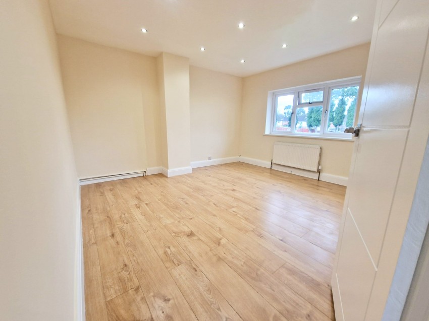 Denchers Plat, Crawley Gatwick Homes