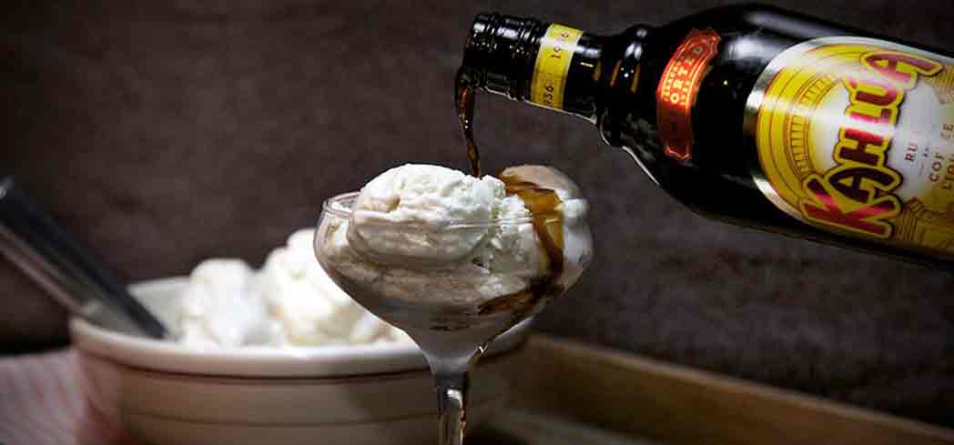 Kahlúa Liqueur & Cocktail Recipe