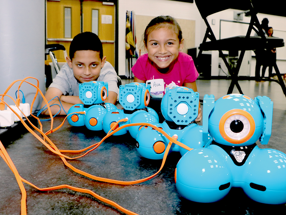 Goose Creek CISD Here, We Grow Giants