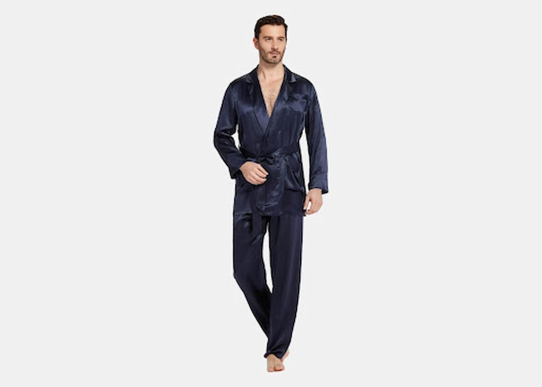 Amazing Health Benefits Of Wearing Silk Sleepwear — Gdrcove