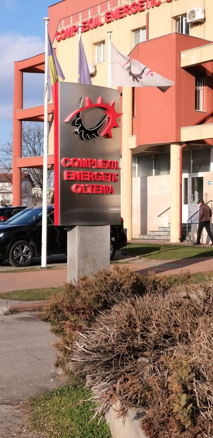 Majorarea salariului minim îi bagă în ședință pe șefii CEO