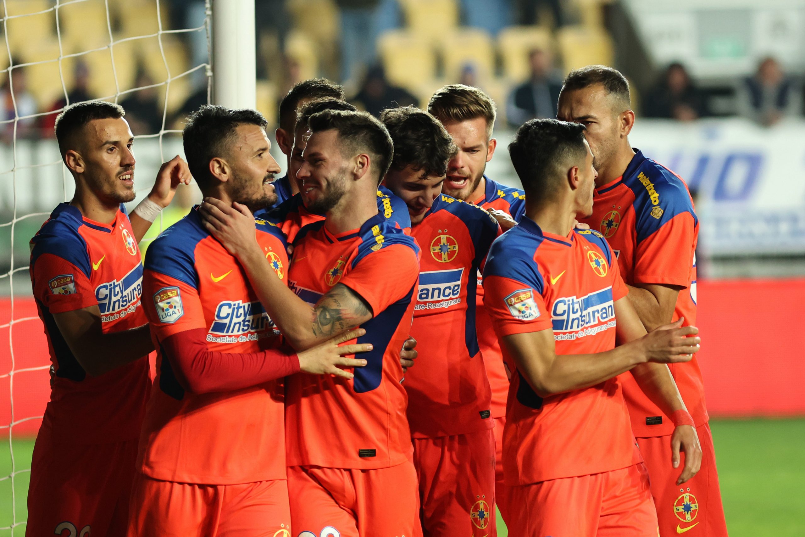 FCSB nu se prezintă la Voluntari şi pierde la „masa verde“ duelul din Cupă