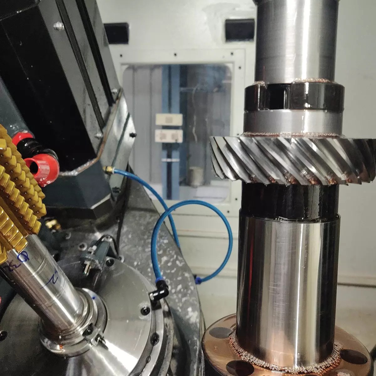 Gear hobbing process Overview CuttingEdge CNC Gear Hobbing