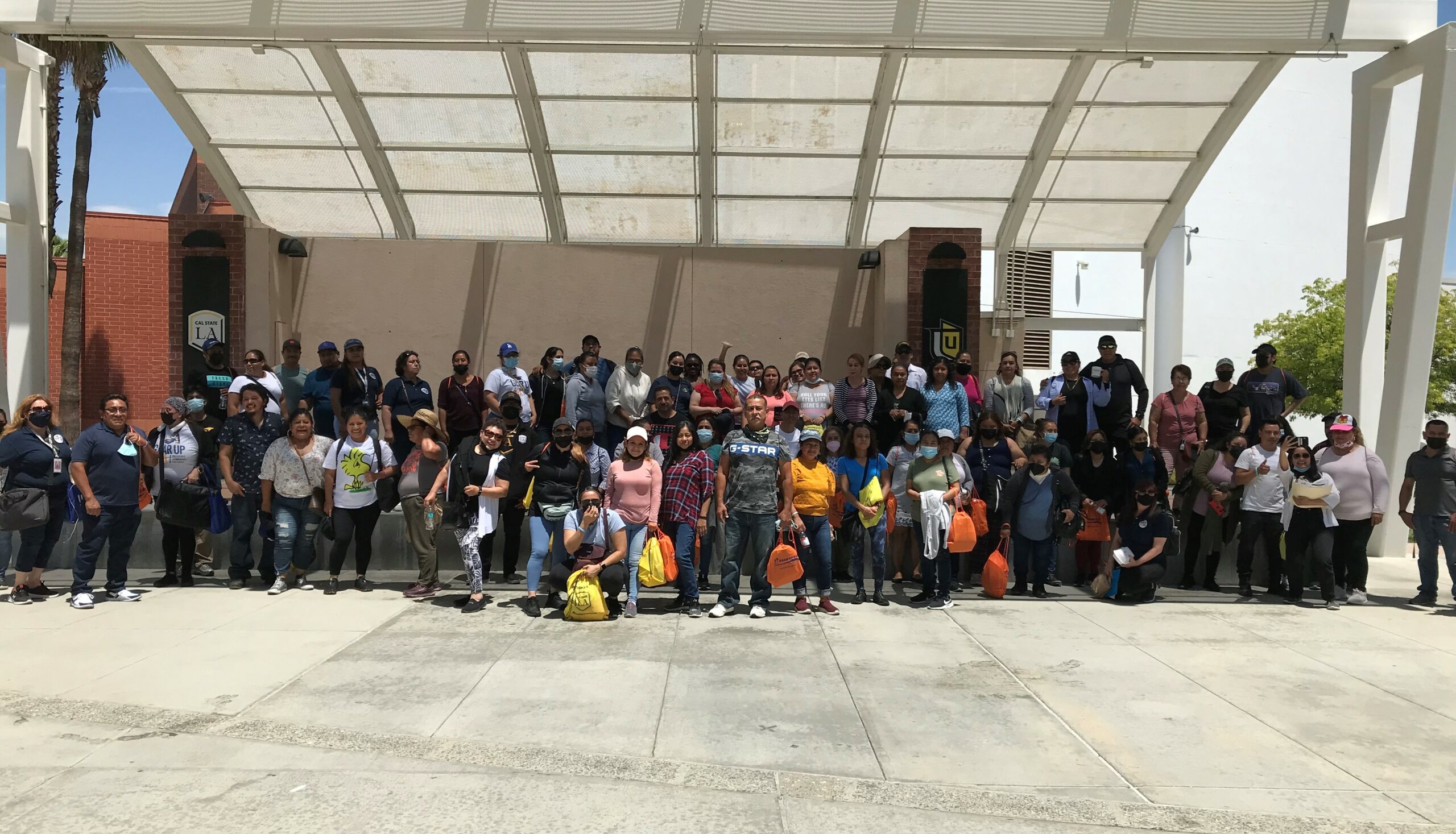 GEAR UP Families Explore University Life GEAR UP 4 LA