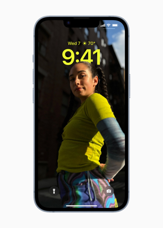 Apple introduces iphone 14 and iphone 14 plus. 12 Apple iPhone 14 iPhone 14 Plus iOS 16 Lock Screen 220907 1