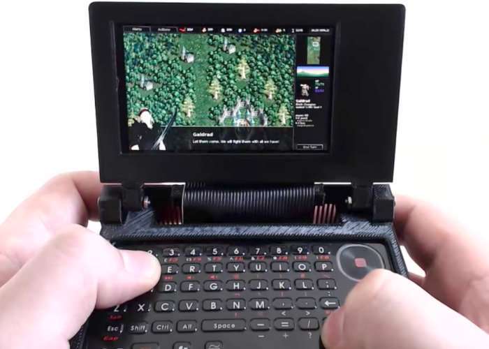 NODE Handheld Linux Terminal Version 3 Geeky Gadgets