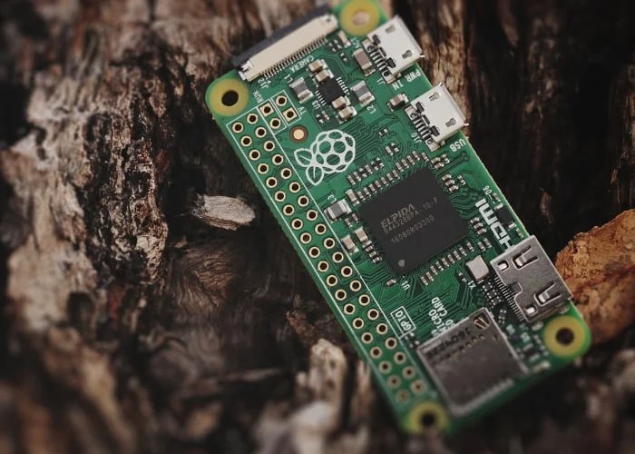 DIY Raspberry Pi VPN secure travel router Geeky Gadgets