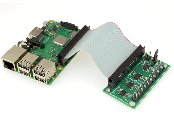 New Raspberry Pi buffer board helps protect your Pi while experimenting