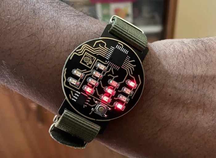 Binary watch features ATmega328P and Arduino Geeky Gadgets