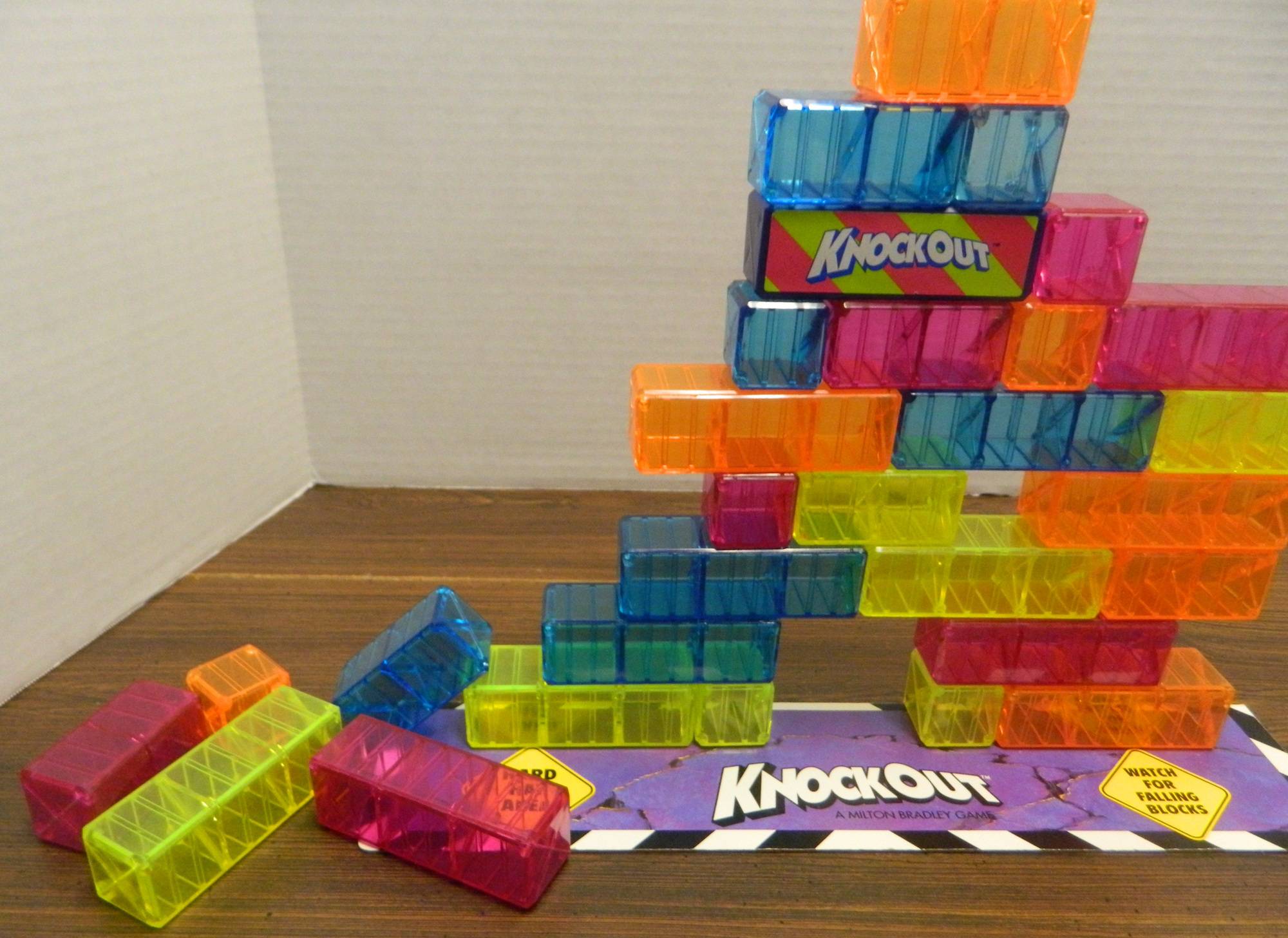 Knockout (1991) Board Game Review and Rules Geeky Hobbies