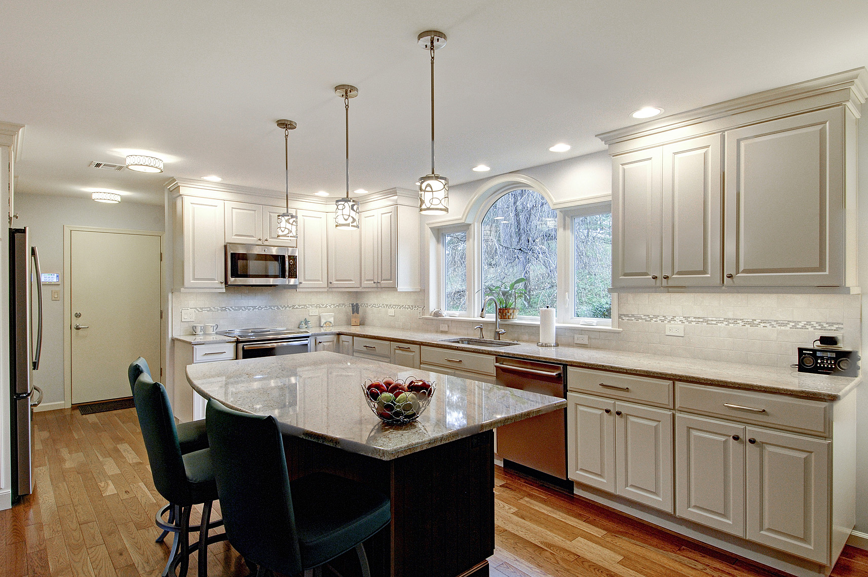 Transform Your Kitchen Custom Remodeling Solutions in Montgomery and