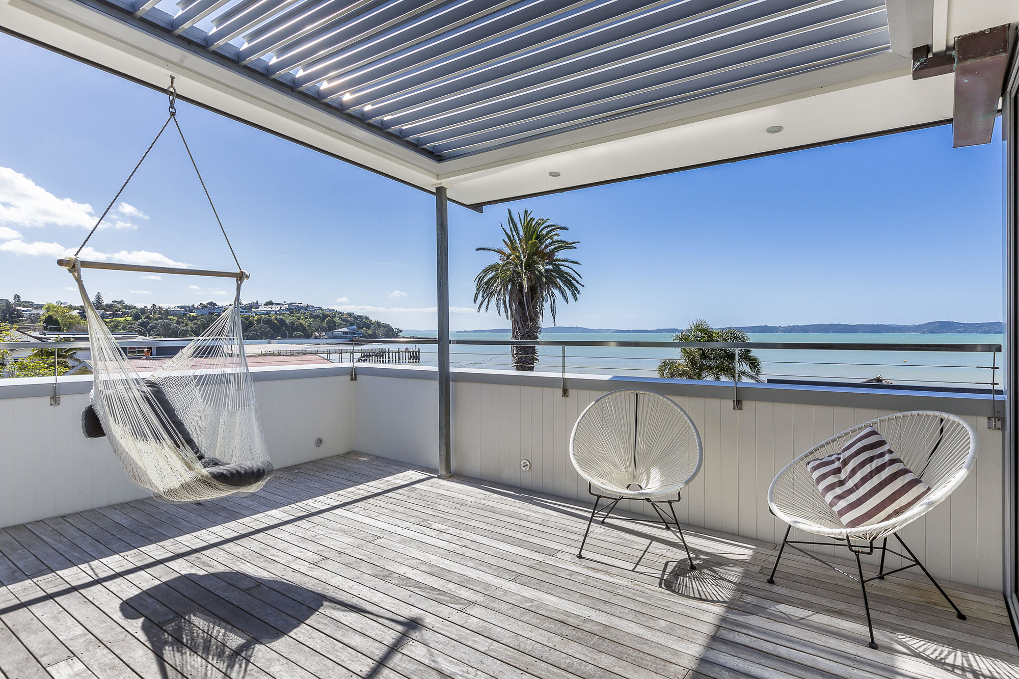 Maraetai Apartment / Projects • Gel Architects