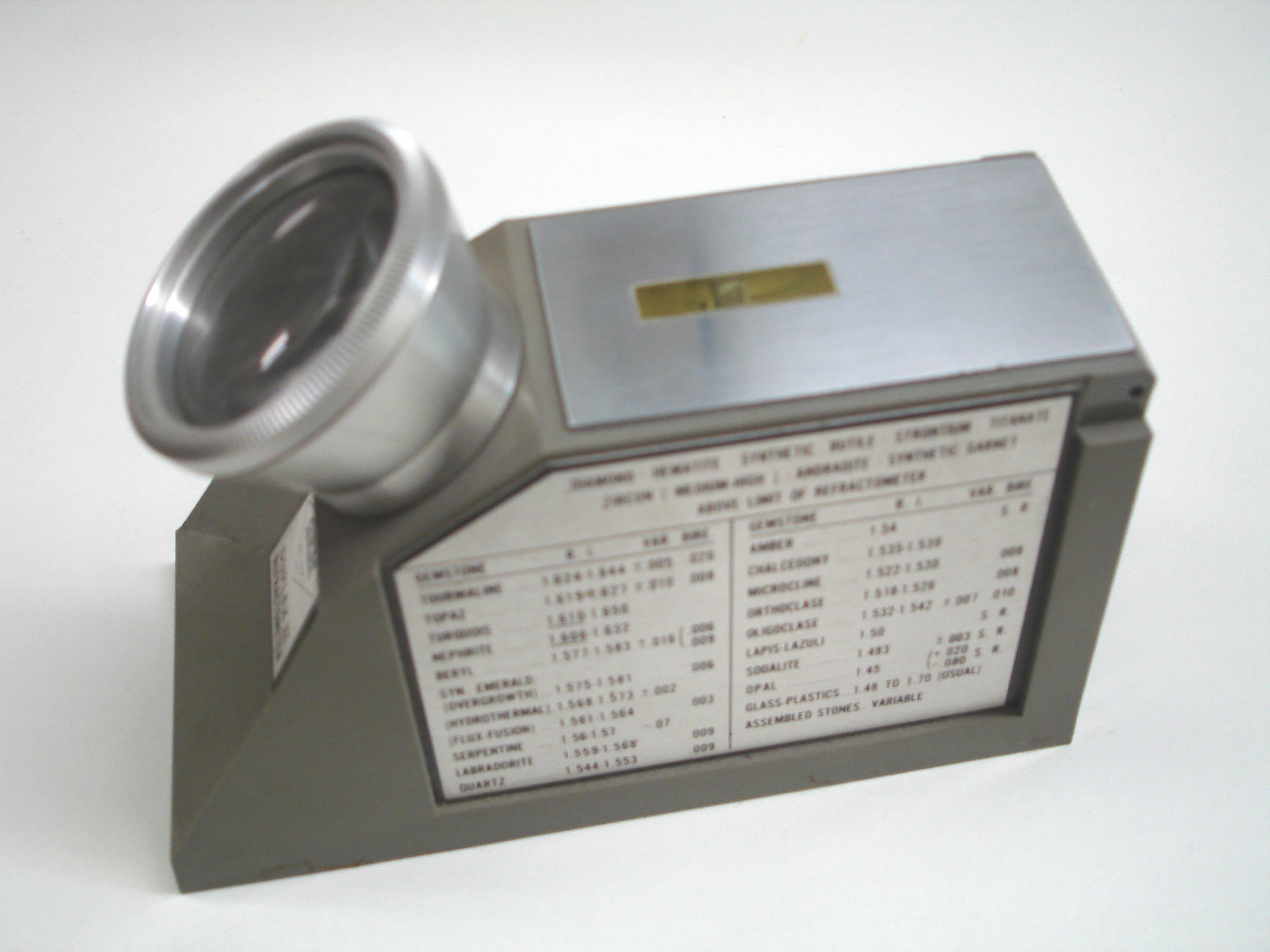 Denver Gem Cutting, LLC Repolishing GIA Refractometer Hemicylinders