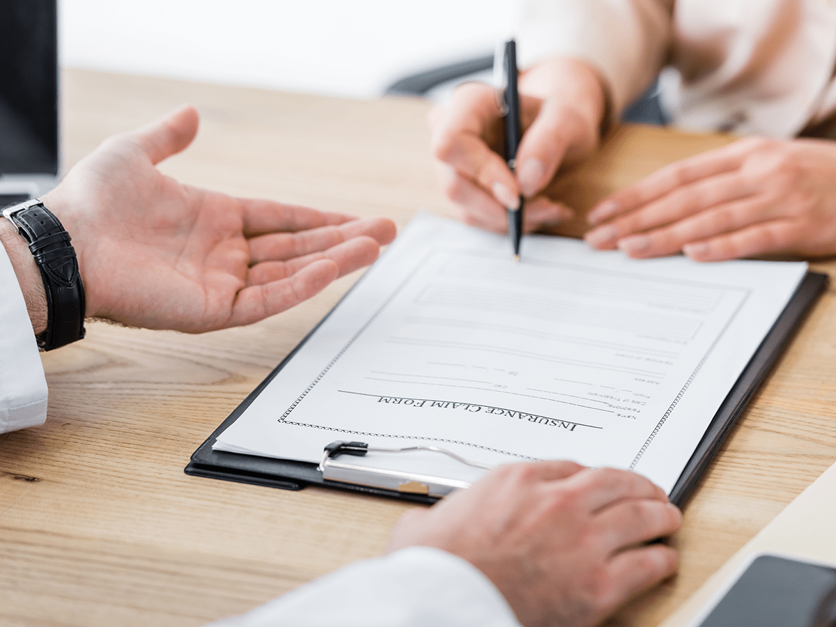 What To Avoid Saying To An Insurance Adjuster When They Investigate
