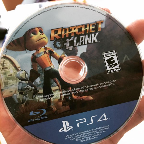 PS4 PEUT ON DISQUE JEU PENDANT UN TELECHARGEMENT Flyinggamesnow