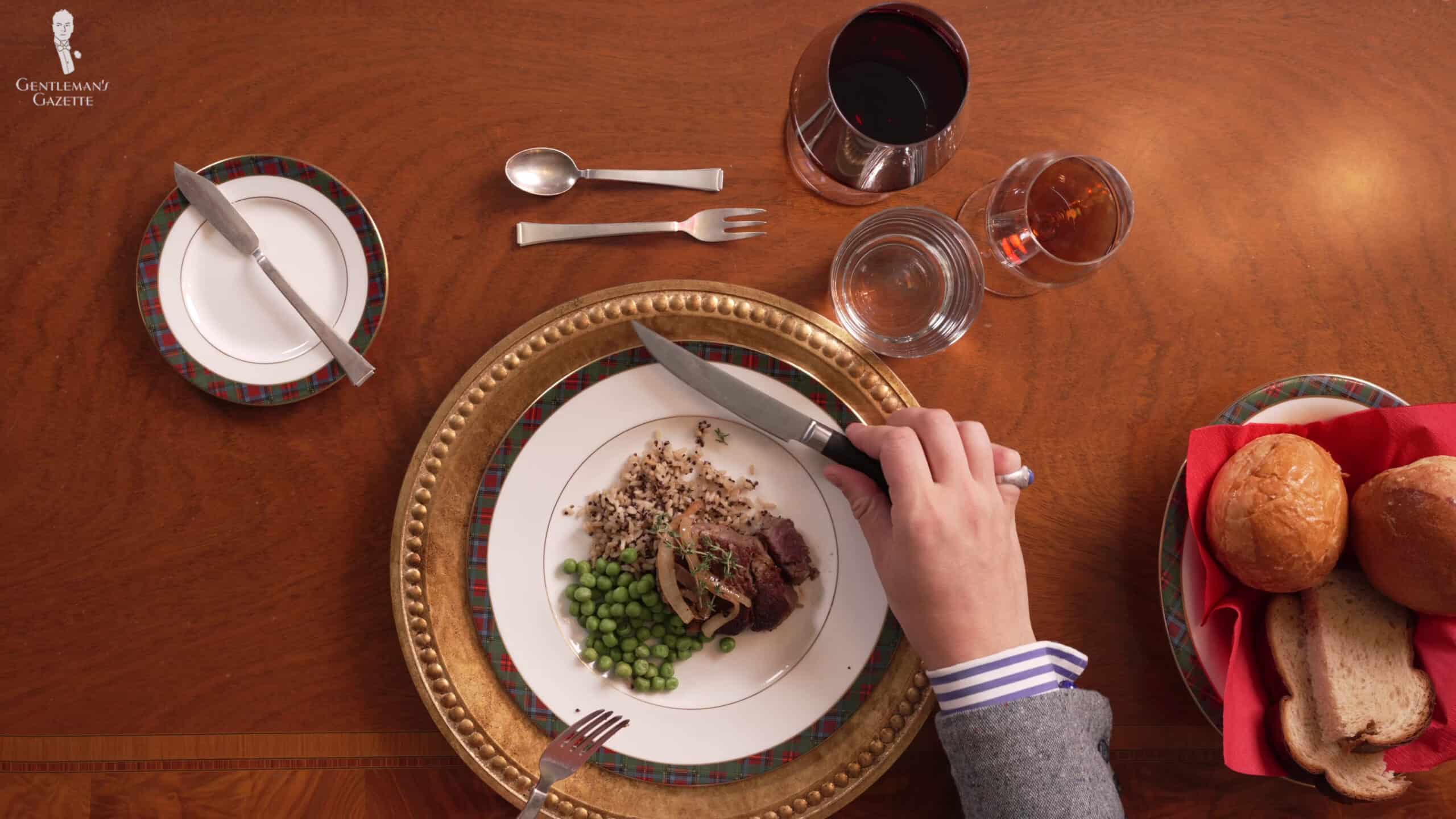How To Eat With Fork & Knife (Etiquette Basics & Beyond) Gentleman's