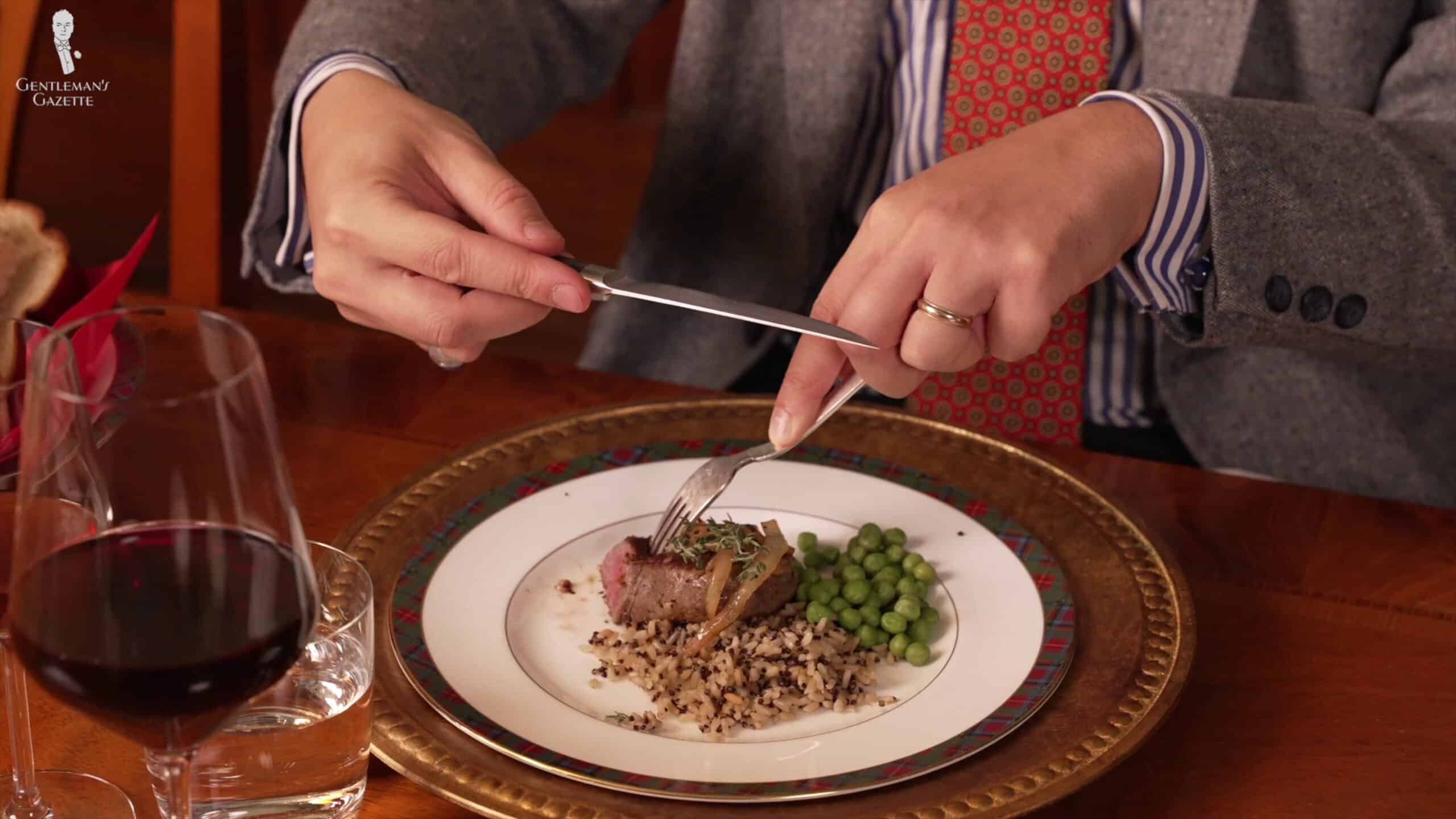 How to Eat with Fork & Knife (Etiquette Basics & Beyond) Catenus