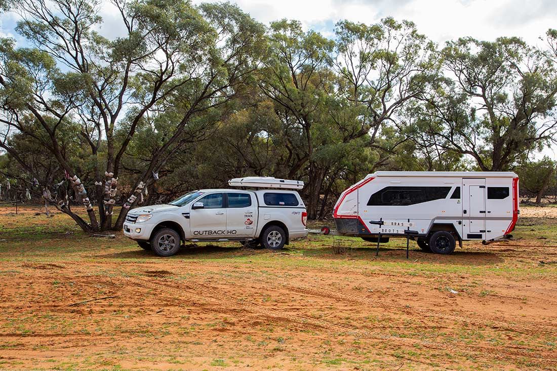 T4 HYBRID TRACK TRAILER Camper Trailers Range Day Caravans