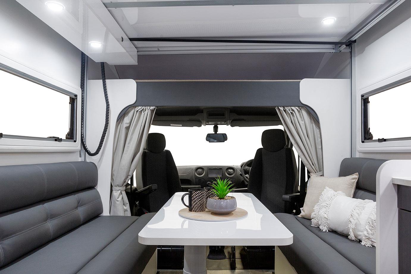 Daintree WINDSOR Motorhomes Range Day Caravans