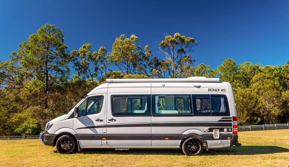 BONDI WINNEBAGO Motorhomes and Campers Range Day Caravans