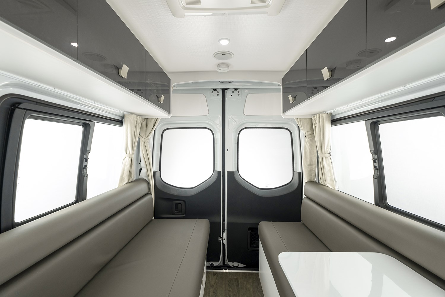 BONDI WINNEBAGO Motorhomes and Campers Range Day Caravans