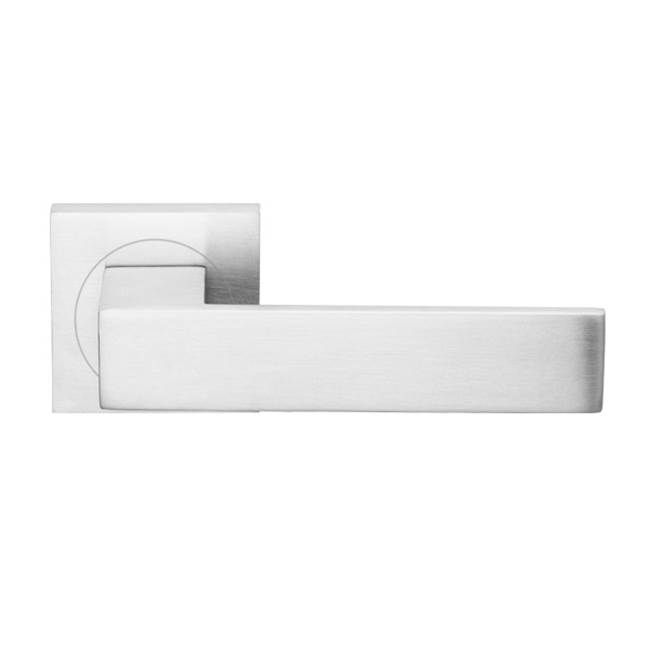 Designer Doorware Hardware and Knobs Showroom