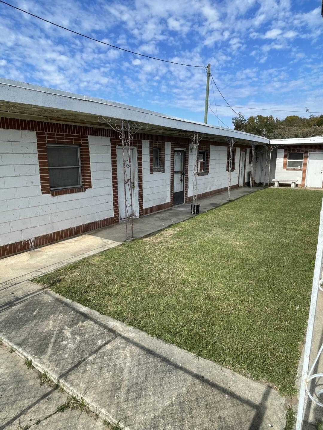 Dudley Motel, Cafe and Service Station The Trust