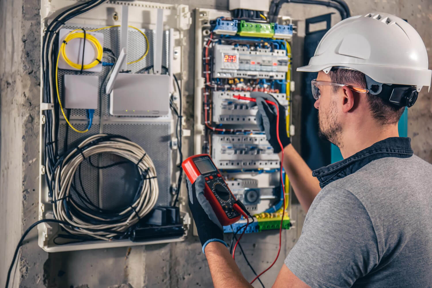 Is It Time for An Electrical Panel Upgrade? Gervais Electric