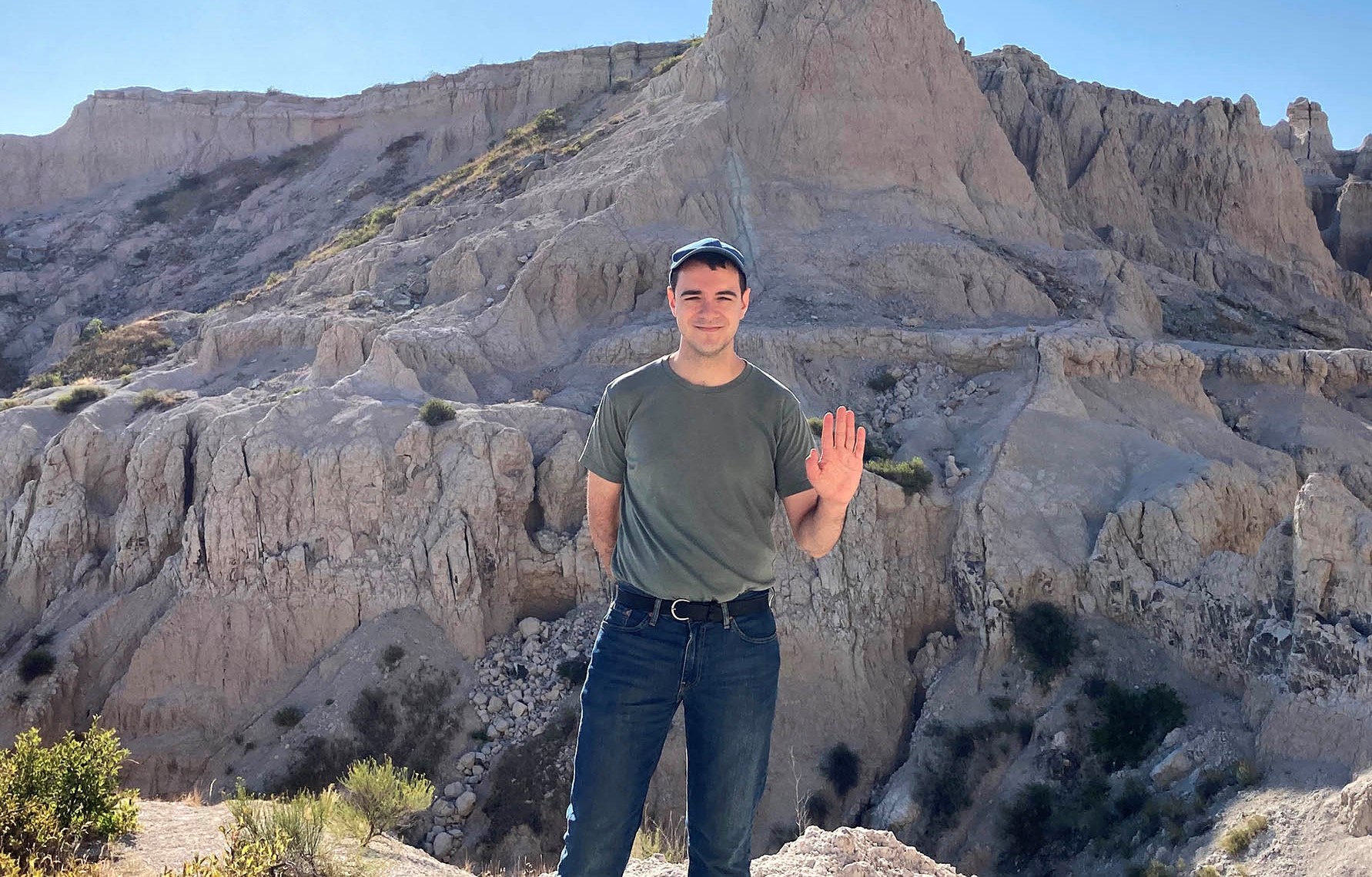 Album Premiere Comfy—'Volume For' The Alternative