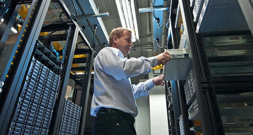 Advantages of a dedicated host server getbackdata