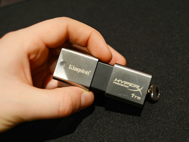 Kingston DataTraveler HyperX Predator USB 1TB Flash Drive GetdatGadget
