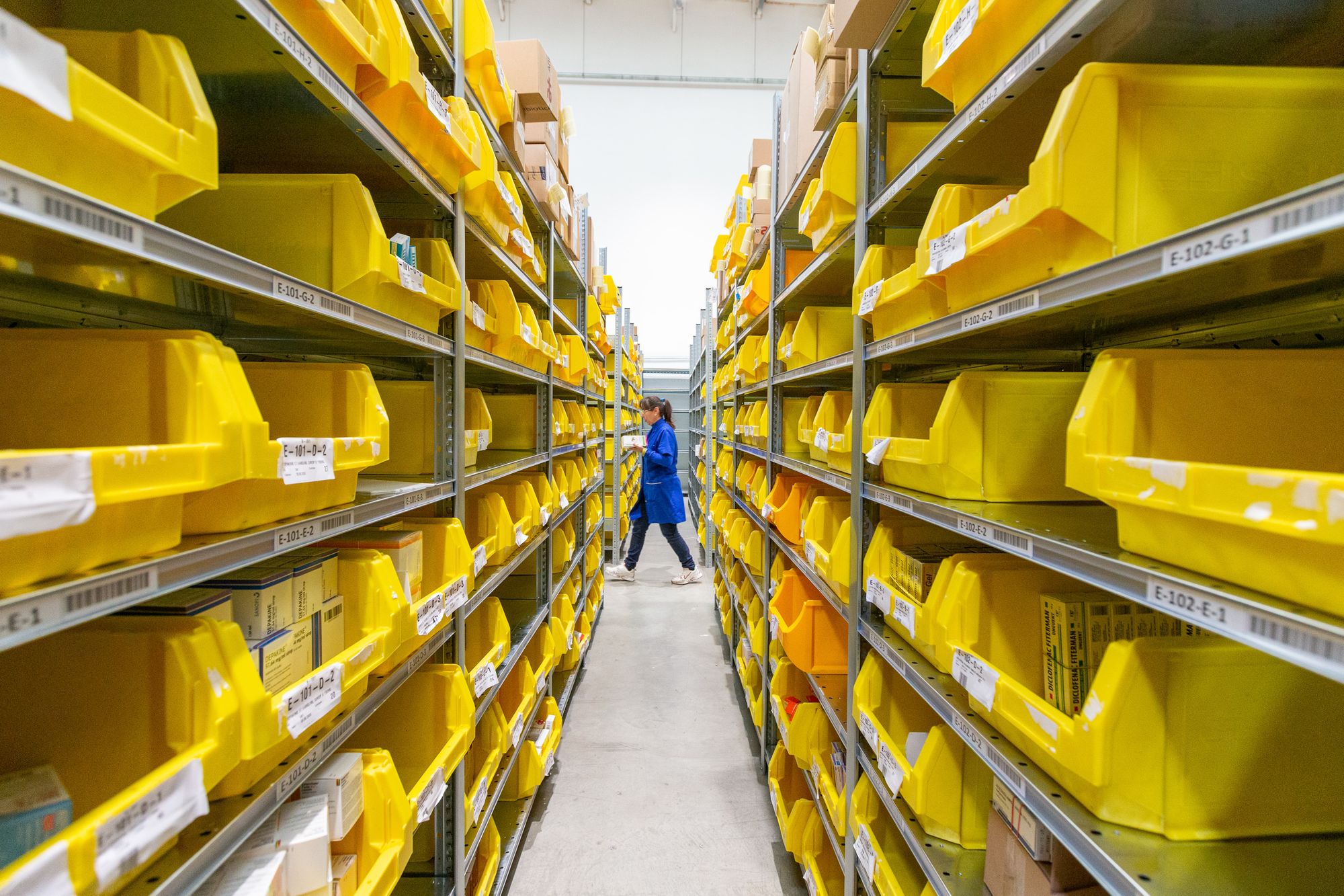 8 Tips to Organize Your Retail Stockroom to Increase Efficiency Dor