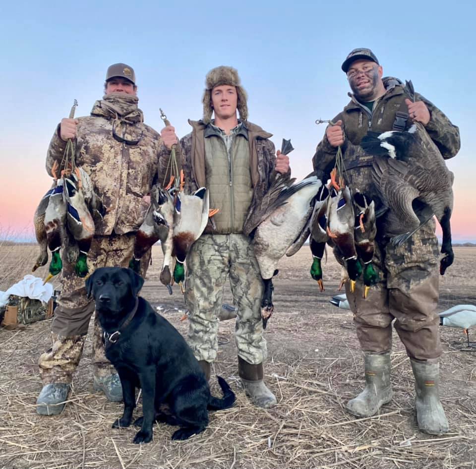 Kansas Duck Hunting Mallards Carter's Big Island