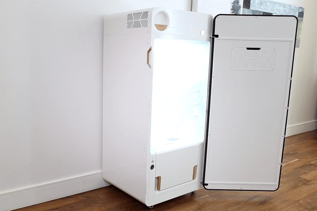 LEAF The Automatic Home Grow System For Medical Plants and Food