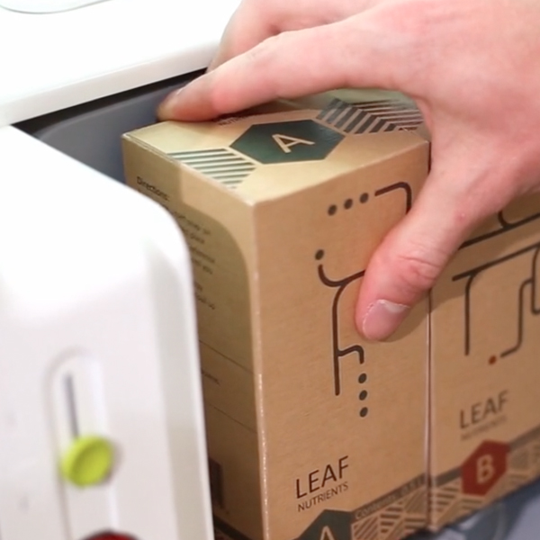 LEAF The Automatic Home Grow System For Medical Plants and Food