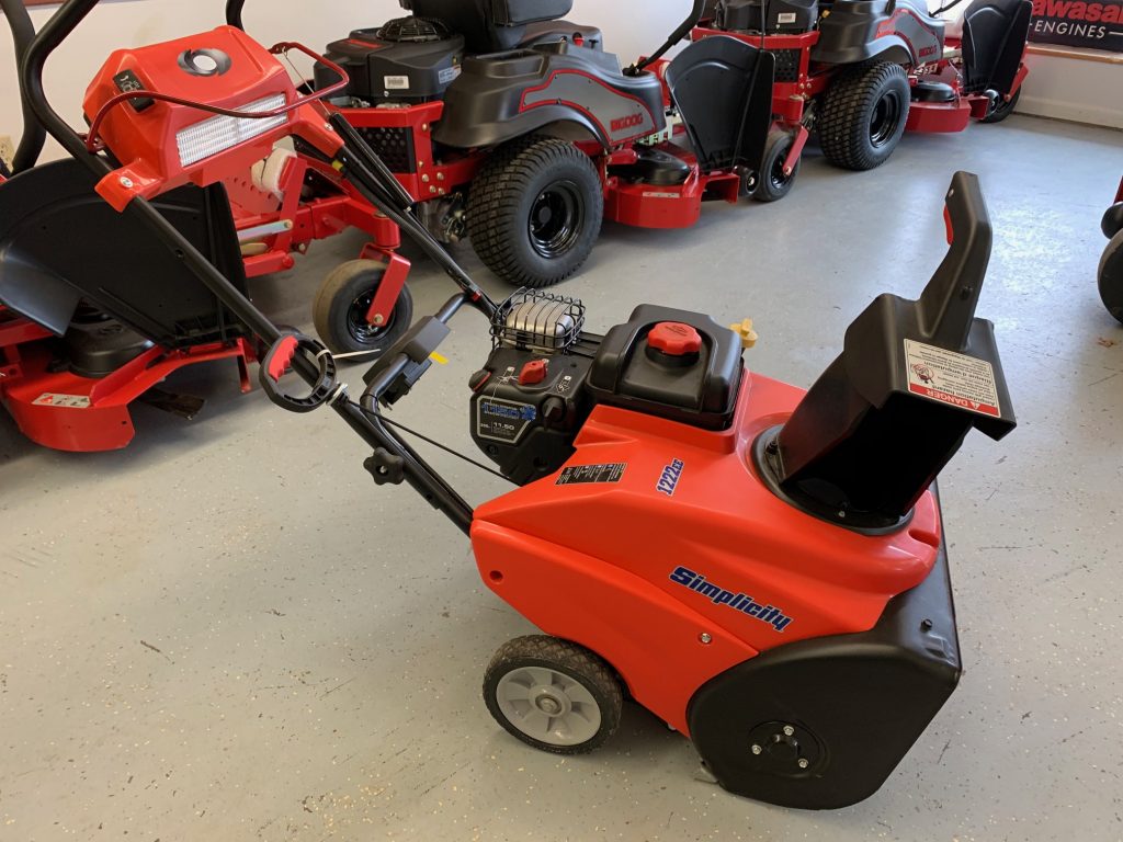 BRAND NEW 22 INCH SIMPLICITY 1222EE SNOWBLOWER WITH ELECTRIC START