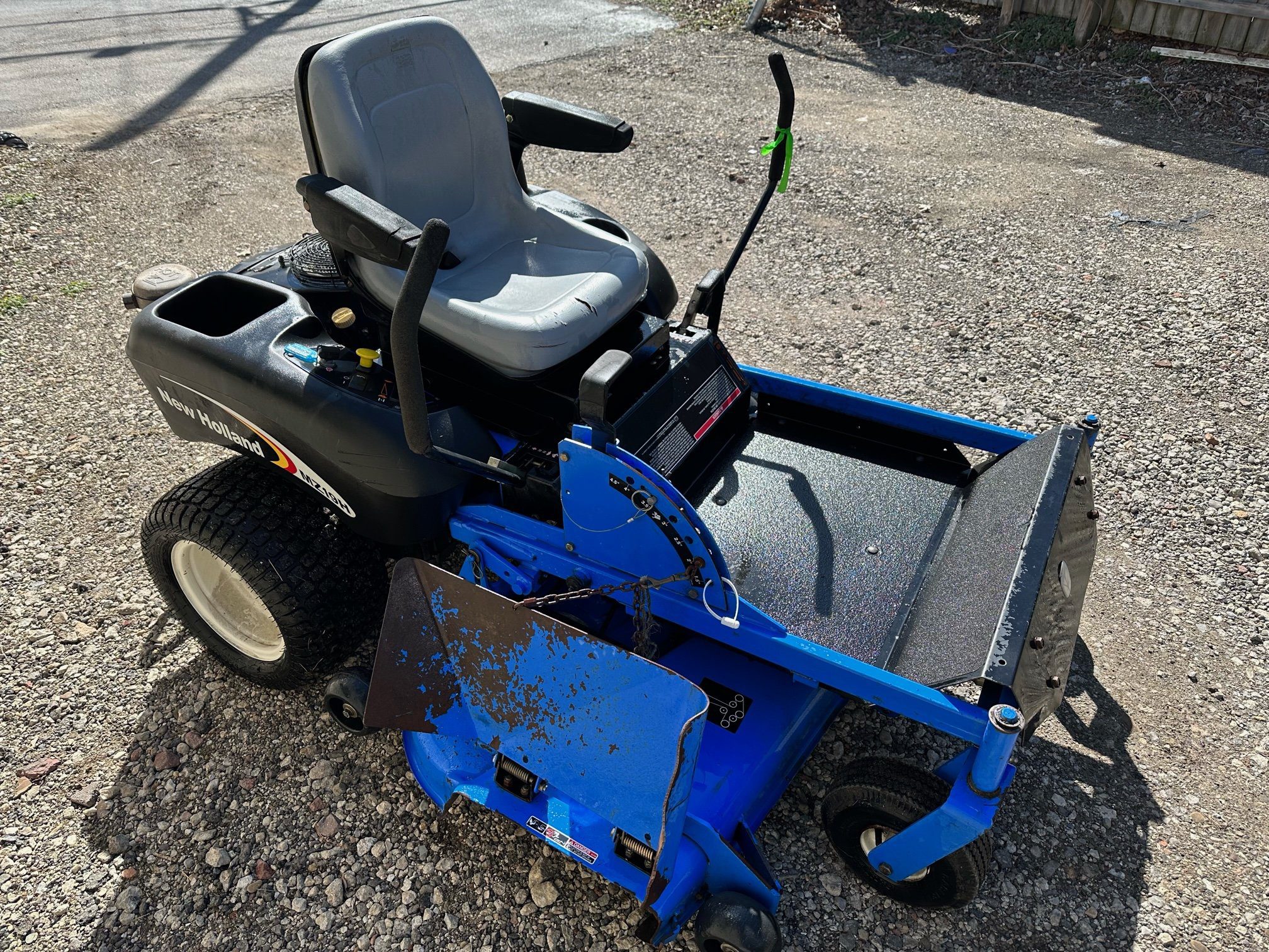 52" New Holland MZ19H Zero Turn Mower With Kawasaki Engine! GSA