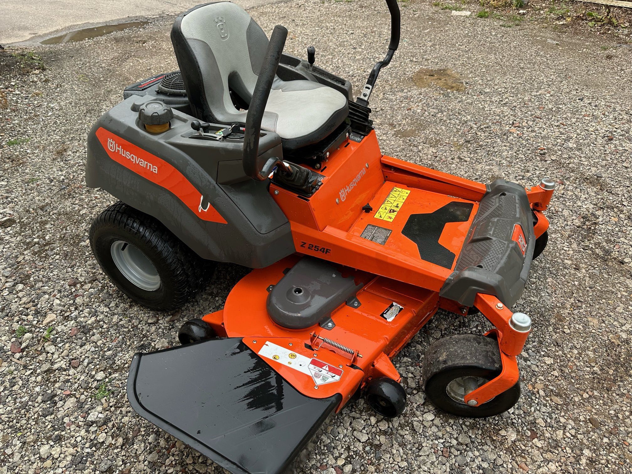 54″ Husqvarna Z254F Zero Turn Mower W/ 23hp Kawasaki! $67 A Month