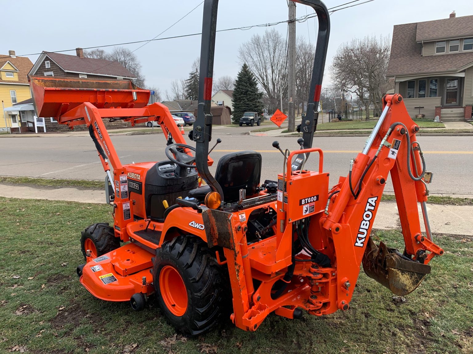 60IN KUBOTA BX22 TRACTOR W/LOADER & BACKHOE! VERY CLEAN! 199 A MONTH